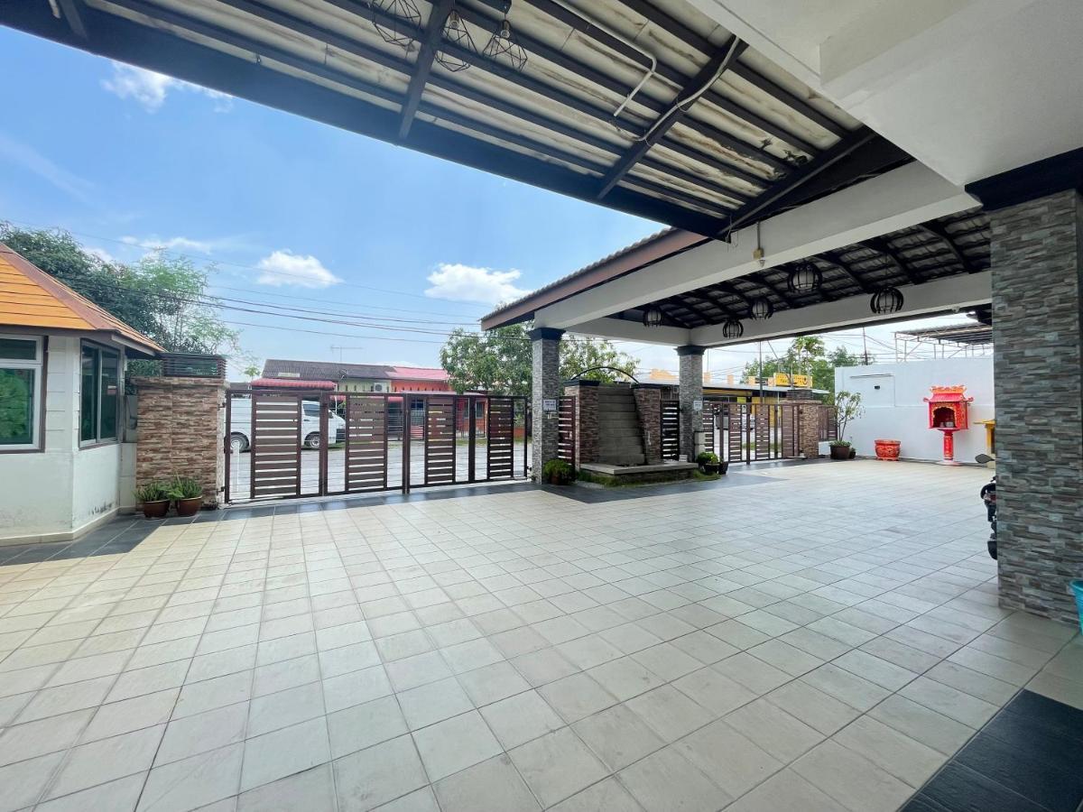 Mr Homestay Hotelstyle Room Teluk Intan Ngoại thất bức ảnh